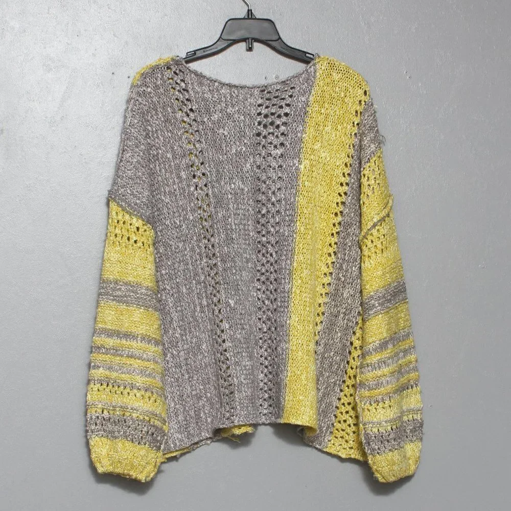 Hem & Thread Gray and Yellow Open Knit Scoop-Neck Pullover - Picture 2 of 5